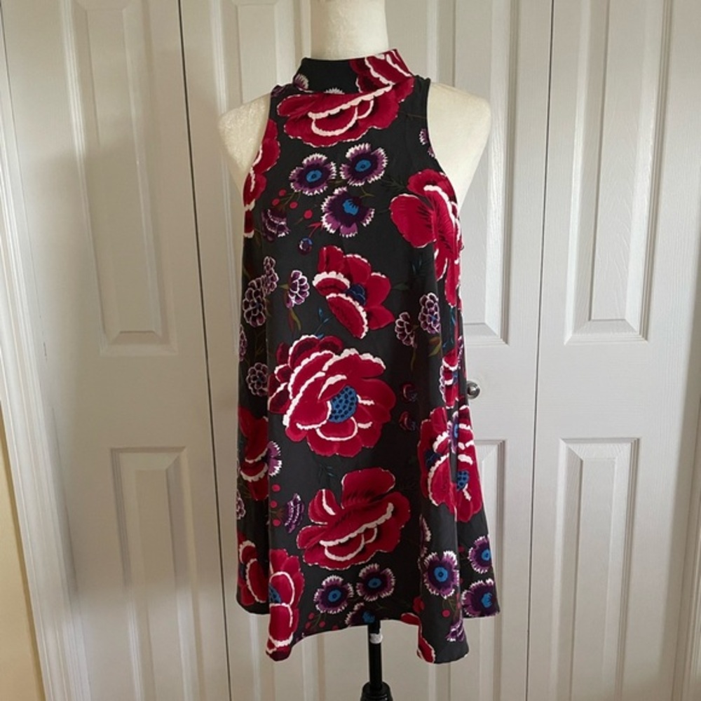 By Together Floral V-back cut out dress